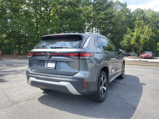 2025 Volkswagen Tiguan SE photo 4