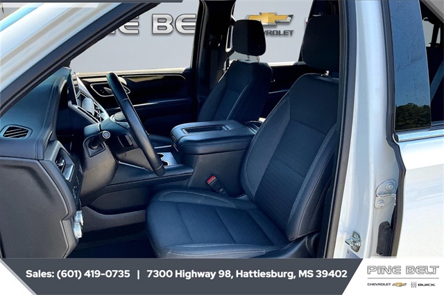 2022 Gmc Yukon SLE photo 17