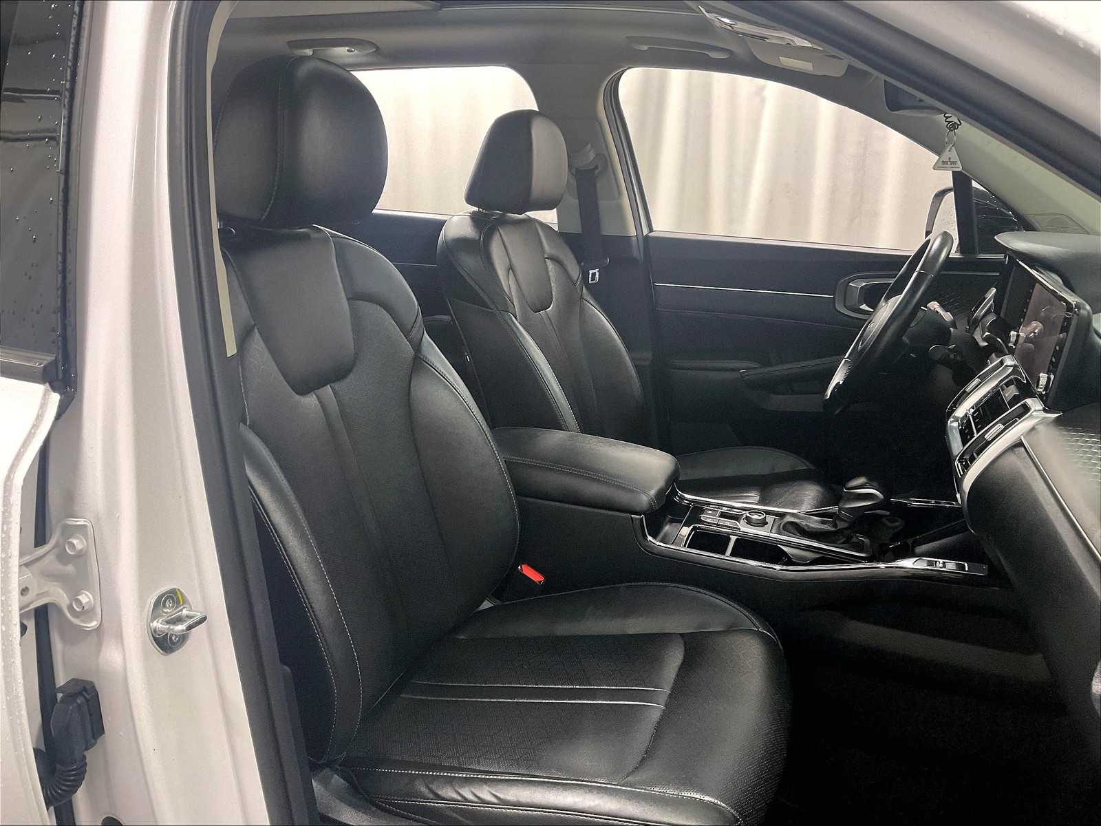 2023 Kia Sorento SX photo 11