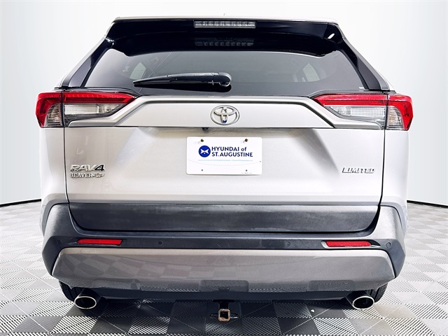2021 Toyota RAV4 Limited photo 4