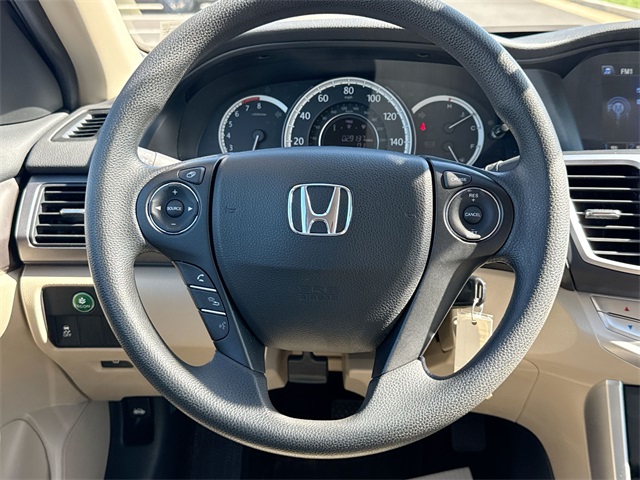 2015 Honda Accord LX photo 22