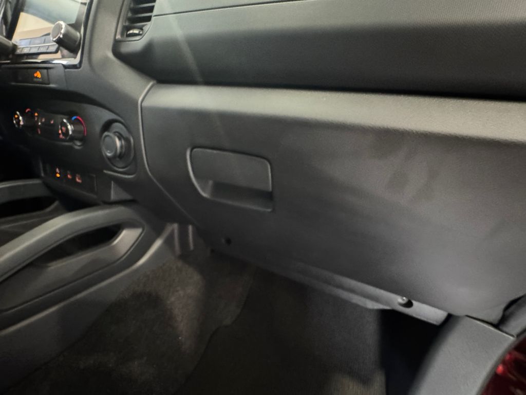 2022 Nissan Frontier S photo 21