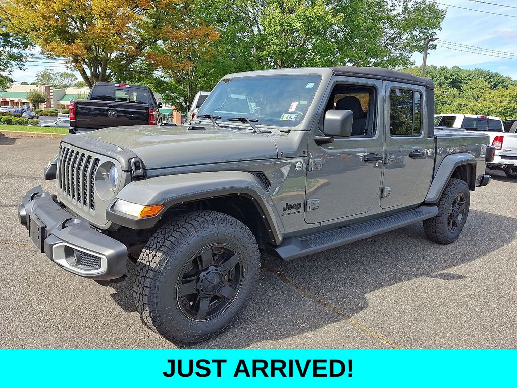 2021 Jeep Gladiator Sport photo 3