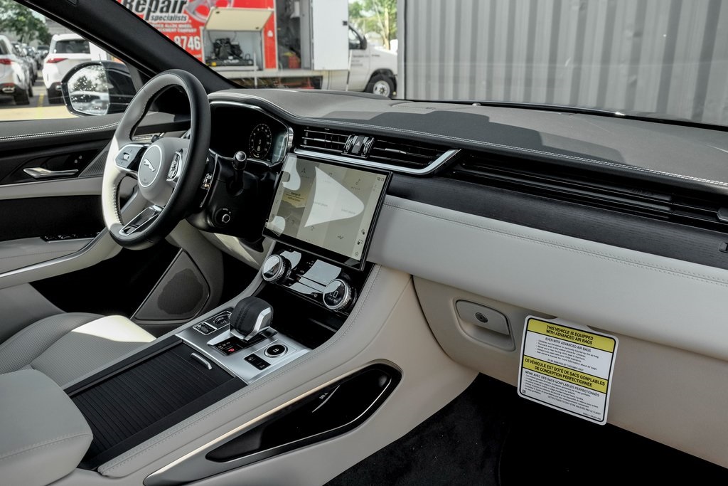 2026 Jaguar F-PACE P250 R-Dynamic S photo 20
