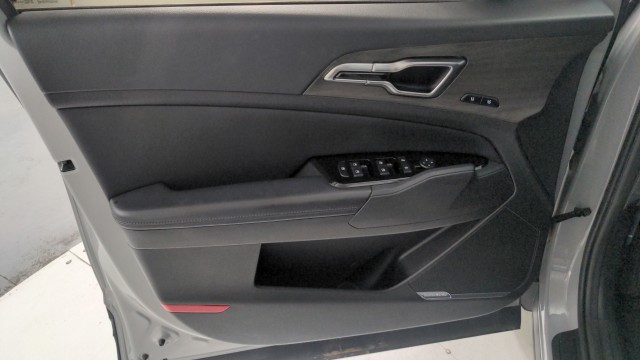 Used 2024 Wolf Gray/Ebony Black Roof Kia X-Pro image 22