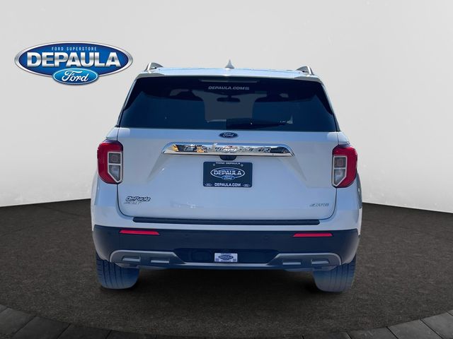 2023 Ford Explorer XLT photo 3