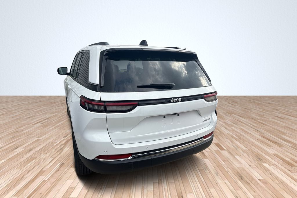 2025 Jeep Grand Cherokee Limited photo 5