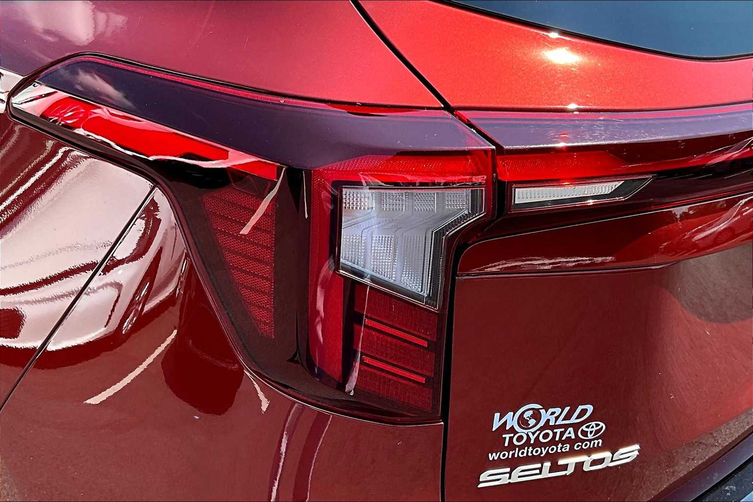 2024 Kia Seltos S photo 23