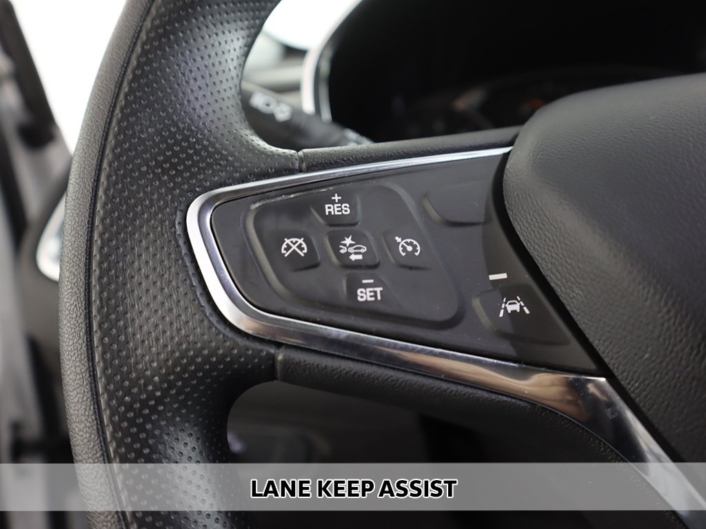2024 Chevrolet Equinox LS photo 3