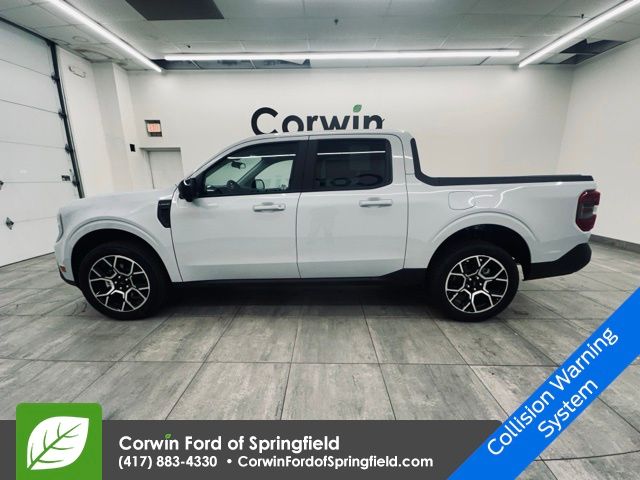 2025 Ford Maverick Lariat photo 2