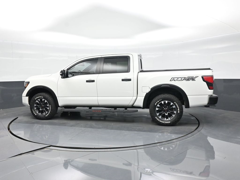 2020 Nissan Titan PRO-4X photo 4