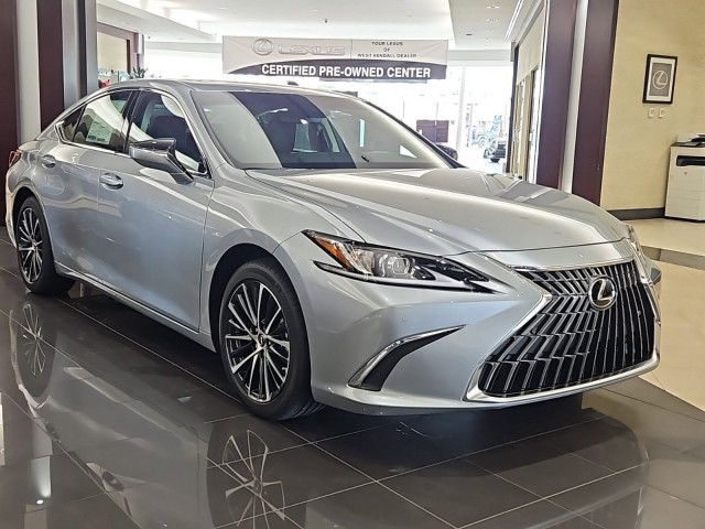 2025 Lexus ES