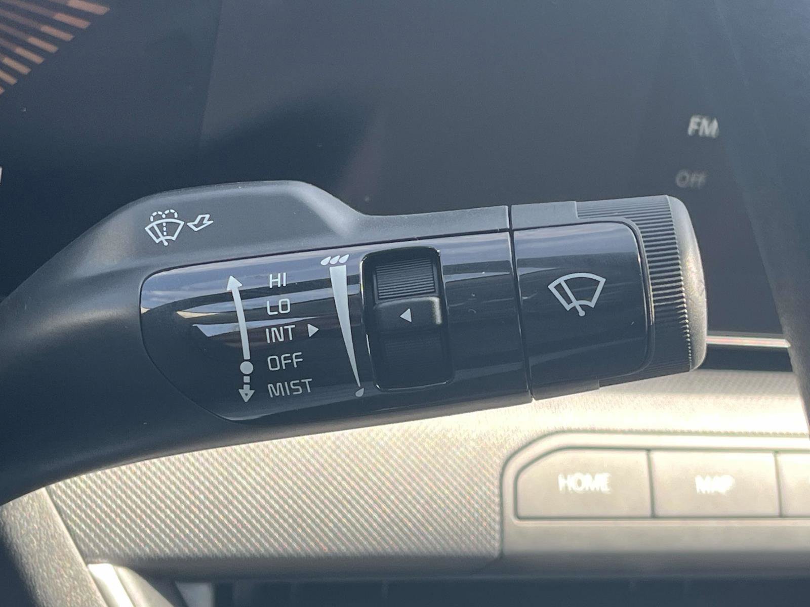 2025 Kia K4 LXS photo 28