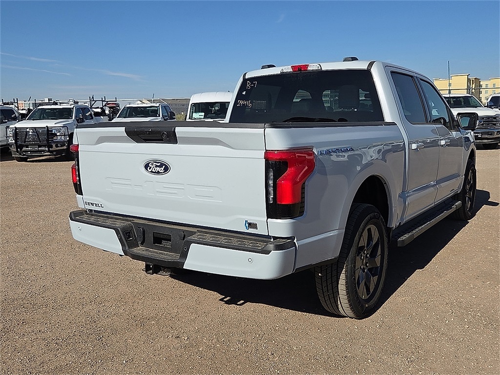 2025 Ford F-150 Lightning photo 4