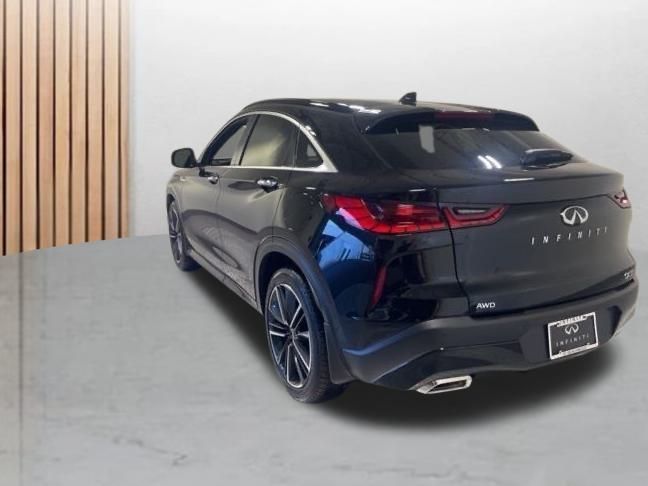 2025 Infiniti QX55 Essential photo 3
