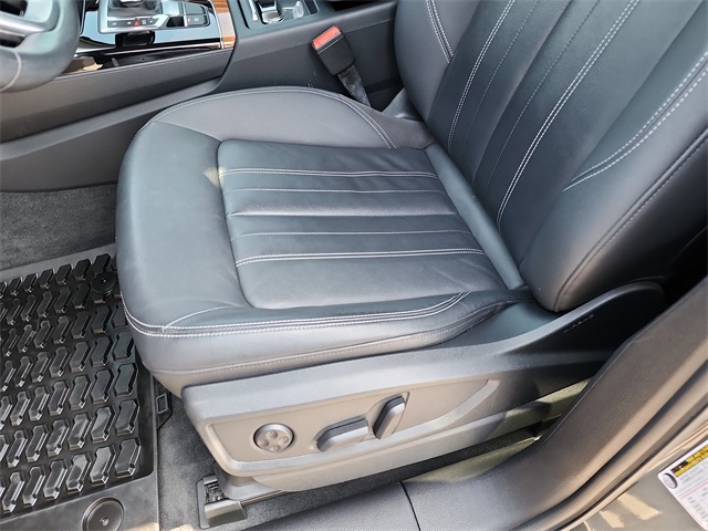 2022 Audi Q5 45 S line Premium photo 11