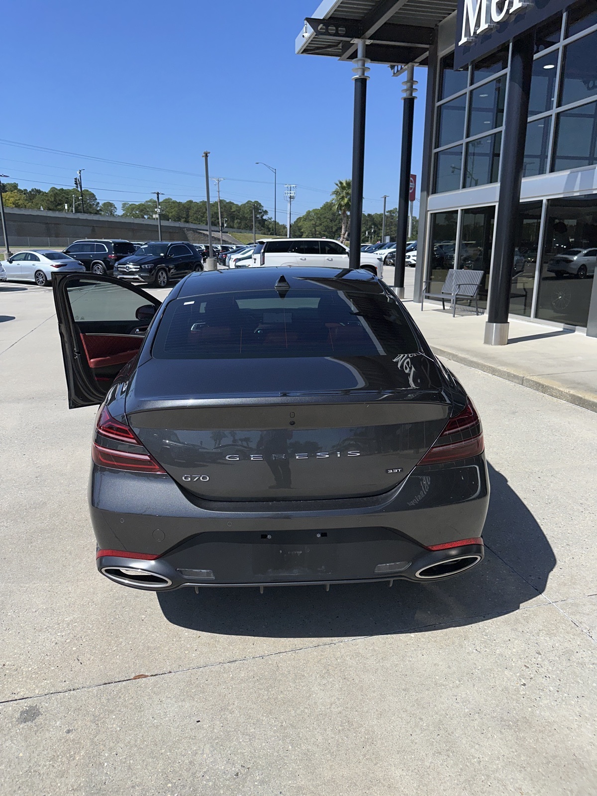 2023 Genesis G70 3.3T photo 4
