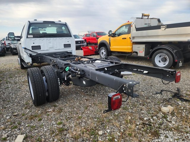 2023 Ford F-550 XL photo 2