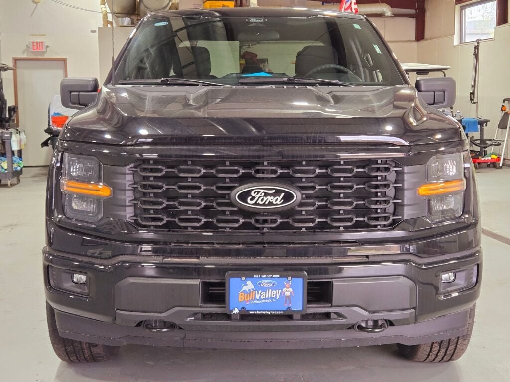 2025 Ford F-150 STX photo 3