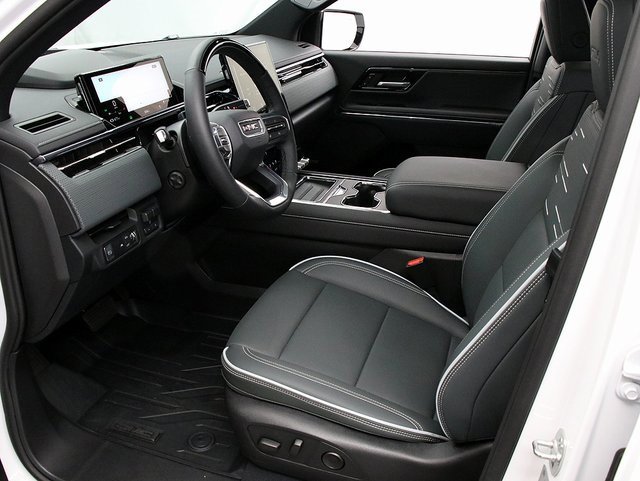 2026 Gmc Sierra EV AT4 photo 12