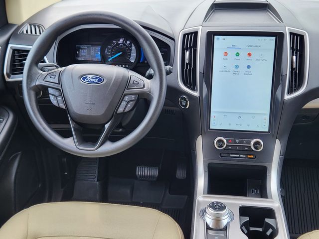2024 Ford Edge SEL photo 25