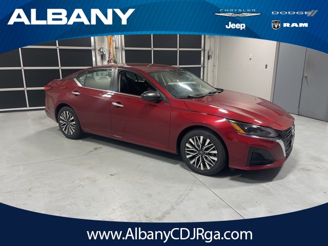 2024 Nissan Altima SV's photo