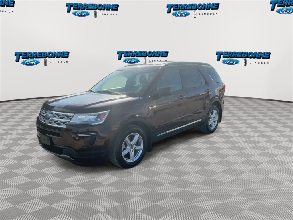 2018 Ford Explorer XLT photo 4