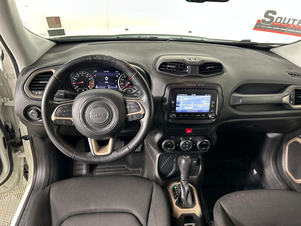 2017 Jeep Renegade Latitude North Edition photo 25
