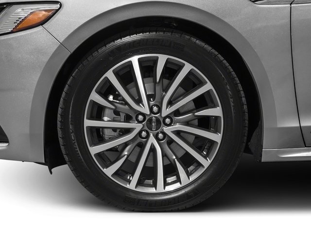 2018 Lincoln Continental Premiere photo 4
