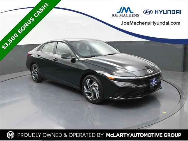 2025 Hyundai Elantra Limited's photo