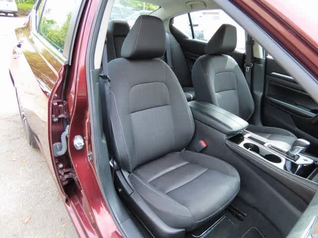 2023 Nissan Altima 2.5 SV photo 16