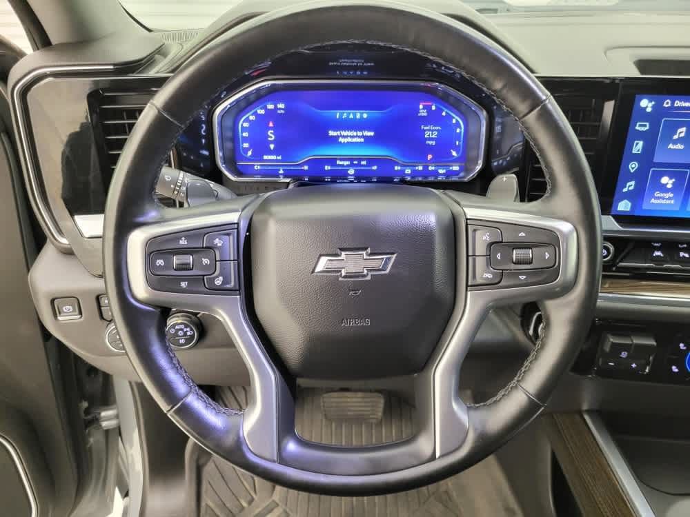 2023 Chevrolet Silverado 1500 LT Trail Boss photo 3