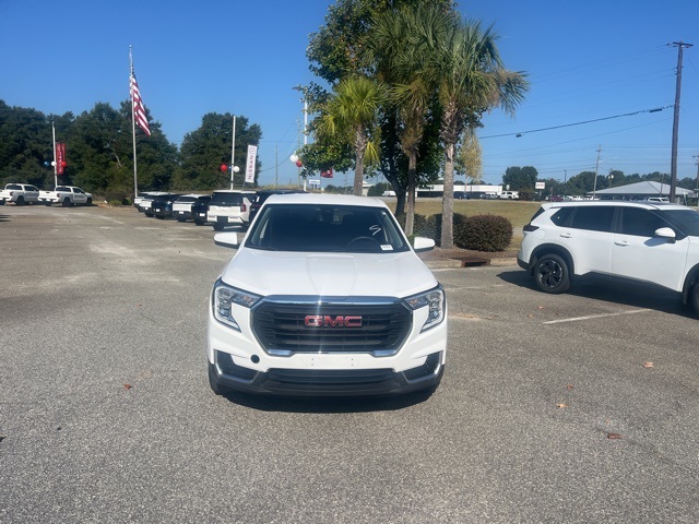 2024 Gmc Terrain SLE photo 2