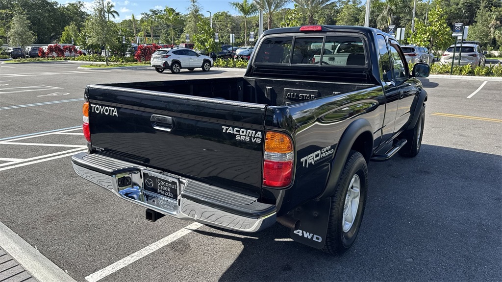 2002 Toyota Tacoma Base V6 photo 2