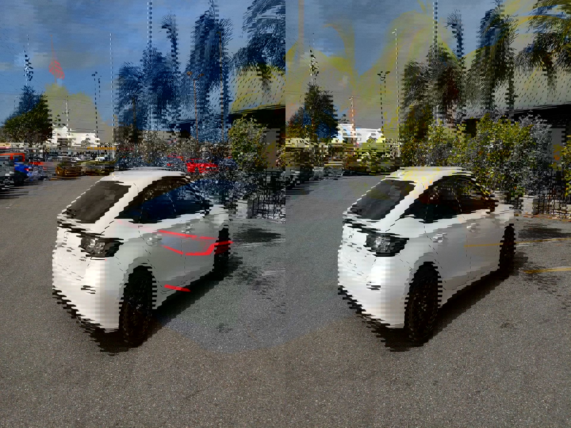 2026 Honda Civic Hatchback Sport photo 4