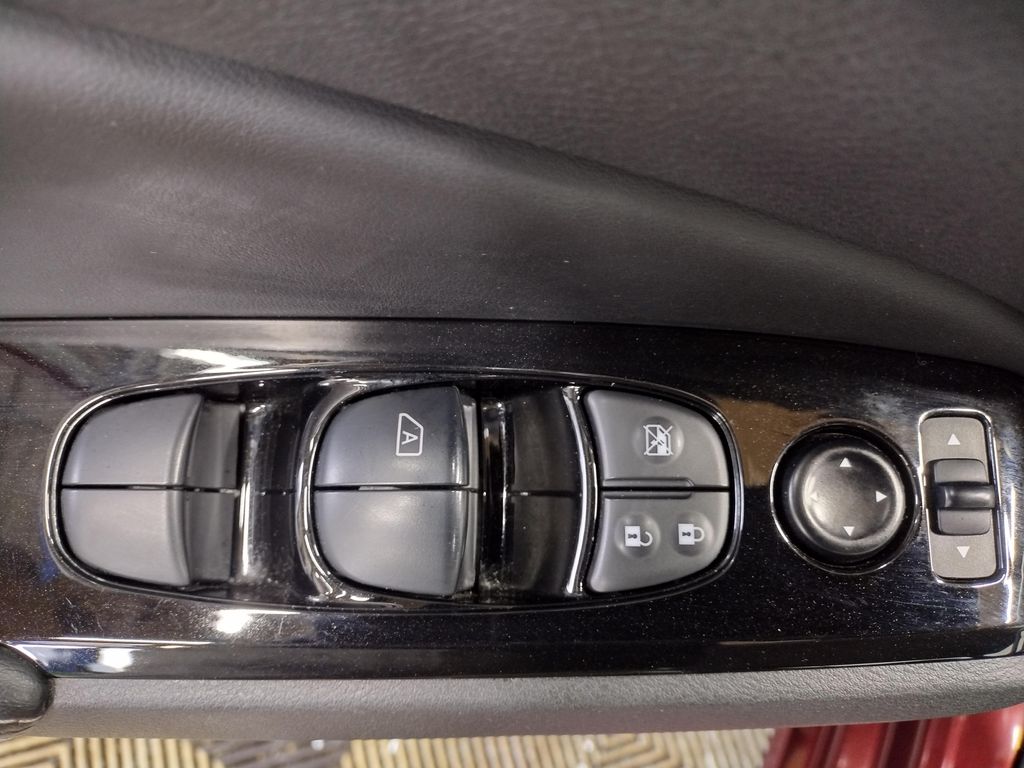 2023 Nissan Altima 2.5 SV photo 13