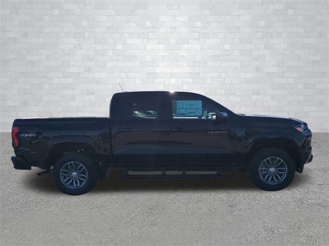 2026 Chevrolet Colorado LT photo 3