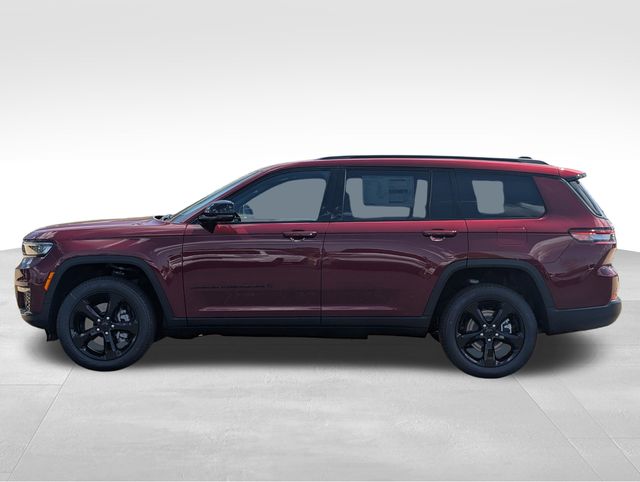 2025 Jeep Grand Cherokee Limited photo 2