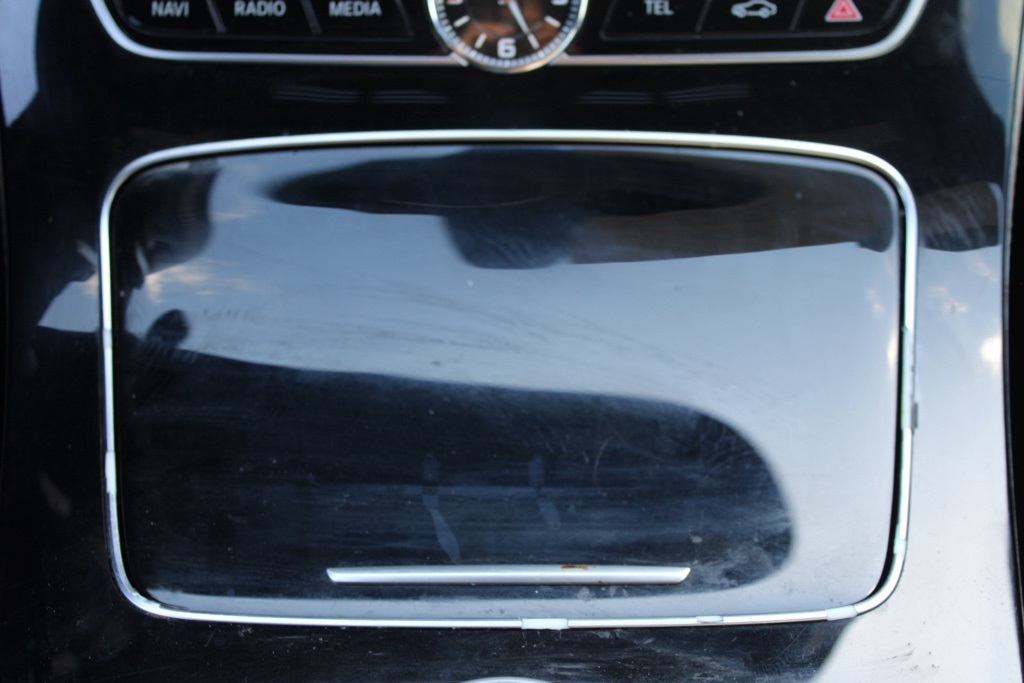 2017 Mercedes Benz E 300 4MATIC Sedan photo 25