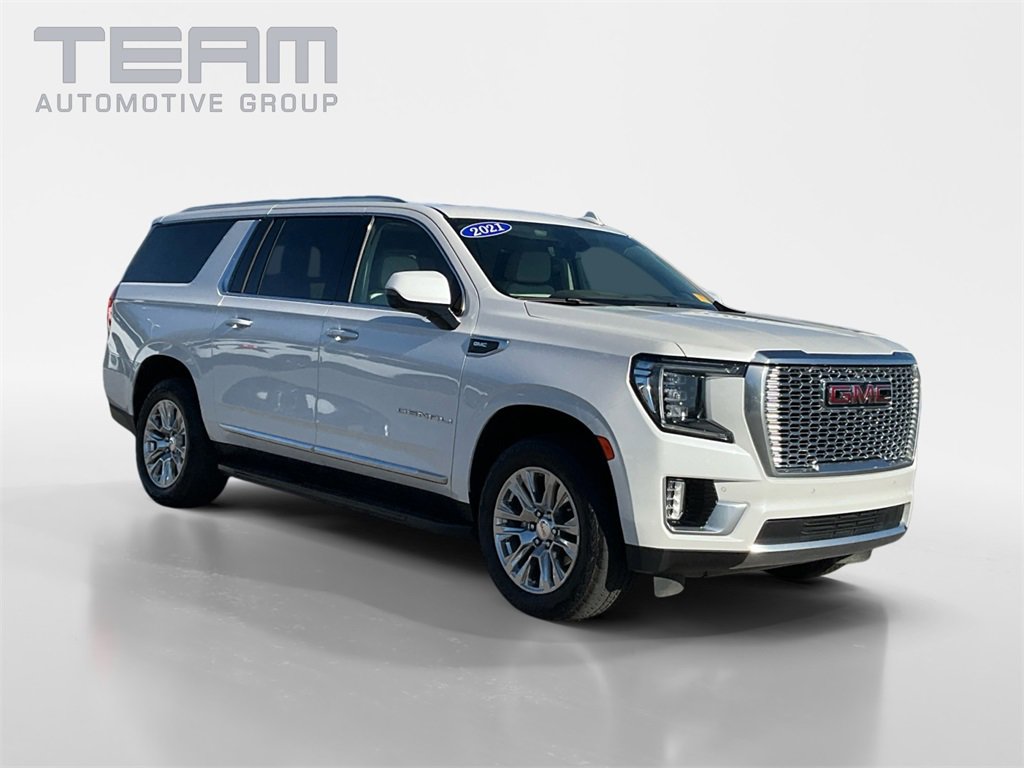 2021 GMC Yukon XL Denali's photo