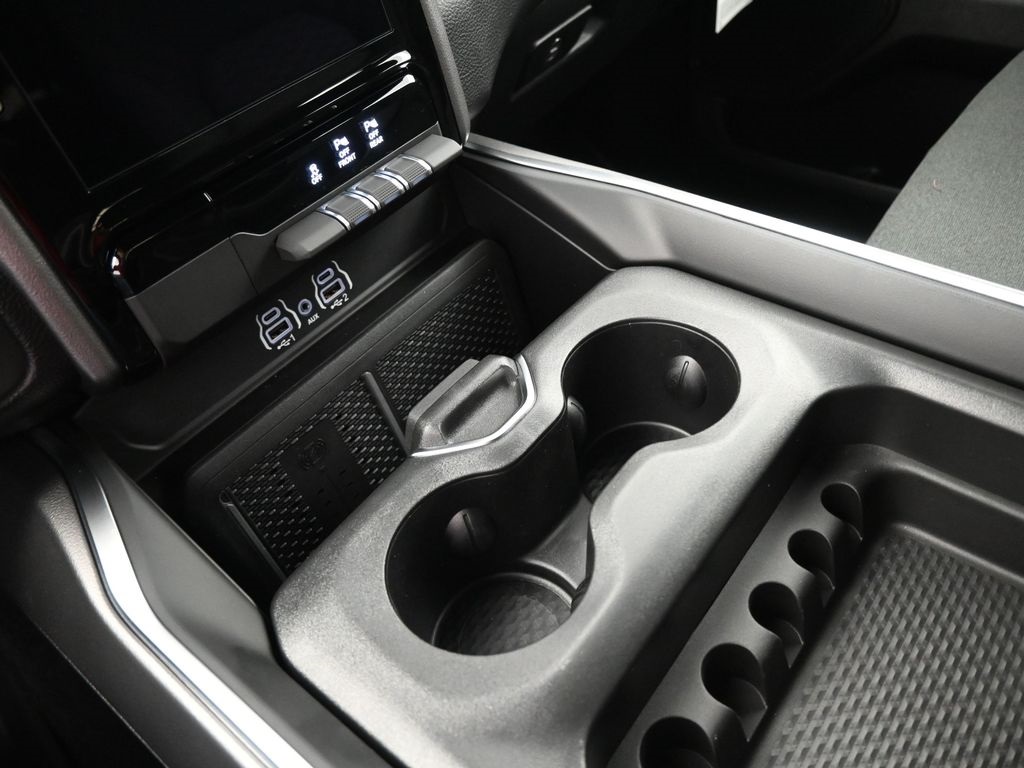 2026 Ram 1500 Big Horn Lone Star photo 3