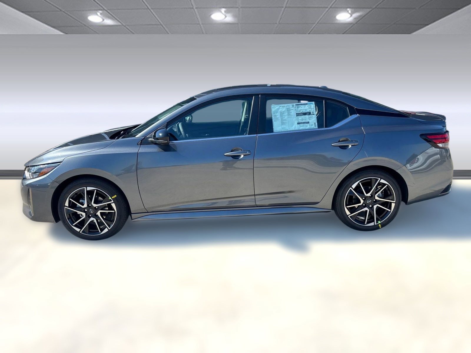 2025 Nissan Sentra SR photo 2