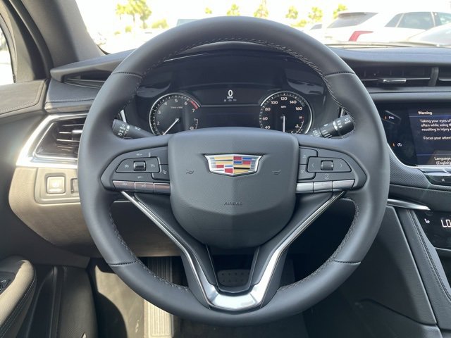 2025 Cadillac XT6 Luxury photo 14