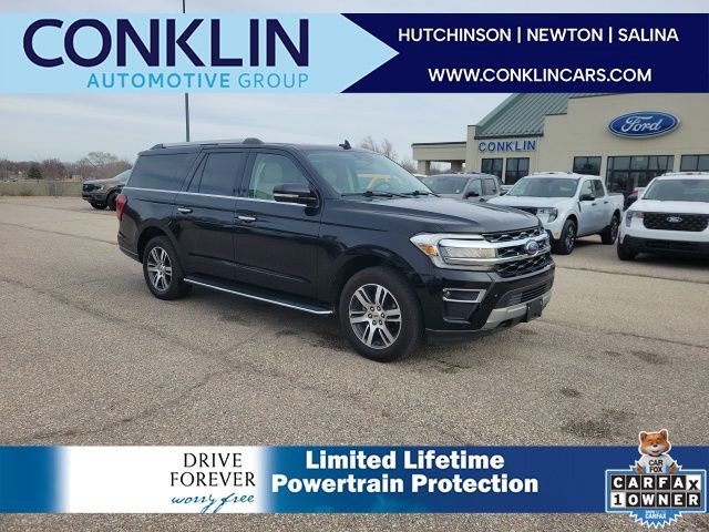 2023 Ford Expedition Limited's photo