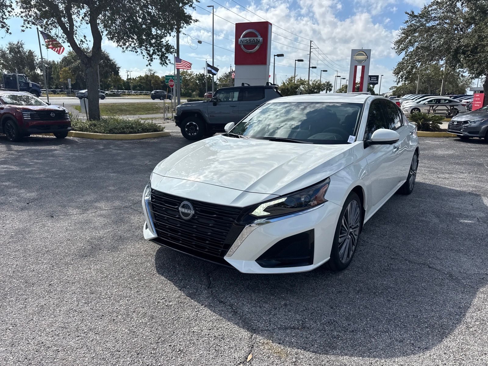 2025 Nissan Altima 2.5 SL photo 2