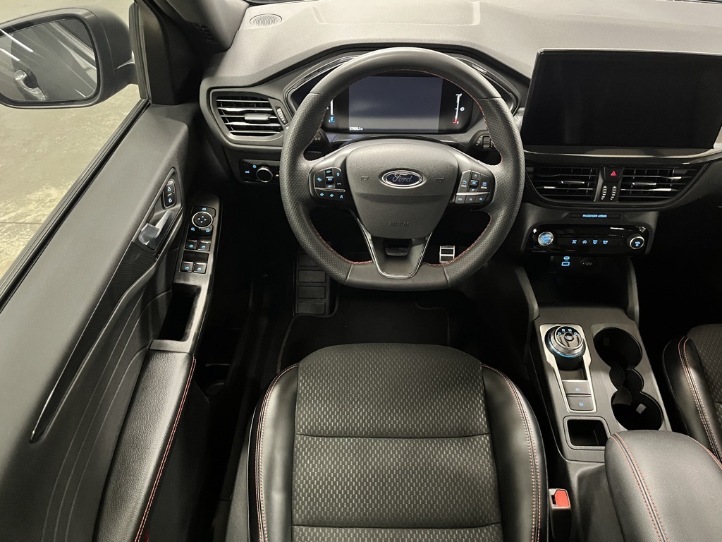 2023 Ford Escape ST-Line photo 11