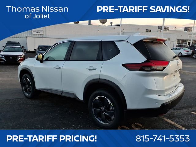 2026 Nissan Rogue SV photo 5