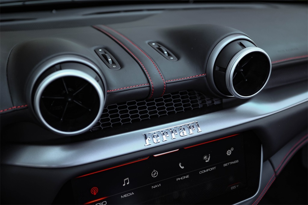 Certified Used 2022 Ferrari Base image 30