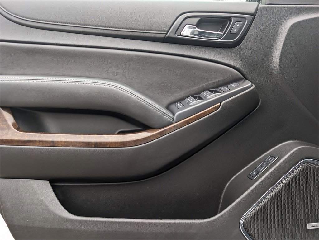 2019 Chevrolet Tahoe LT photo 12