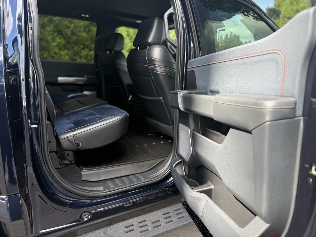 2023 Ford F-150 Raptor photo 20